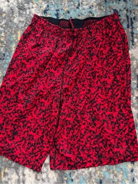 Nike Red & Black Camo Performance Shorts